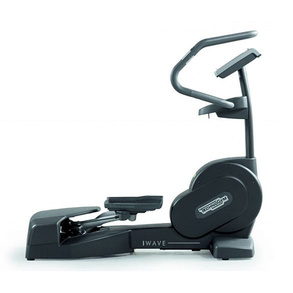Technogym lateral trainer Wave Excite+ 700i zwart gebruikt